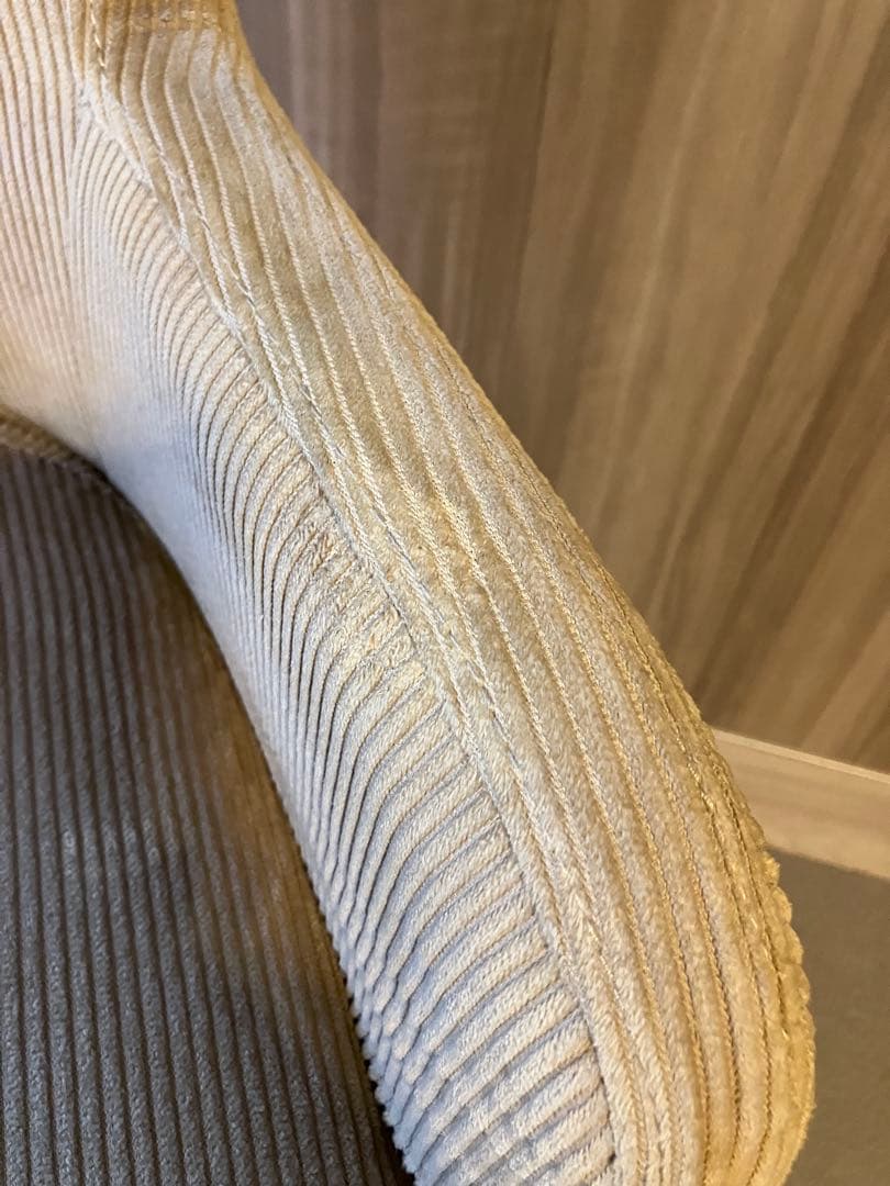 unico PIIVO（ピーヴォ）ベージュ コーデュロイ アームチェア