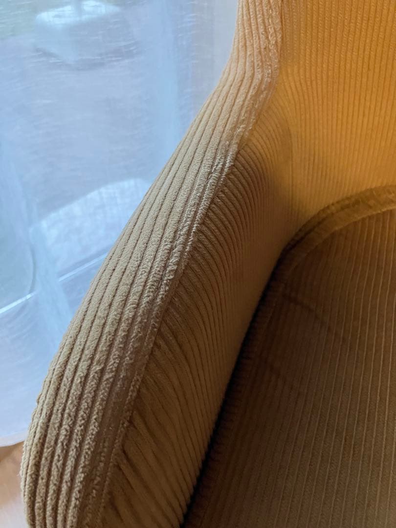 unico PIIVO（ピーヴォ）ベージュ コーデュロイ アームチェア