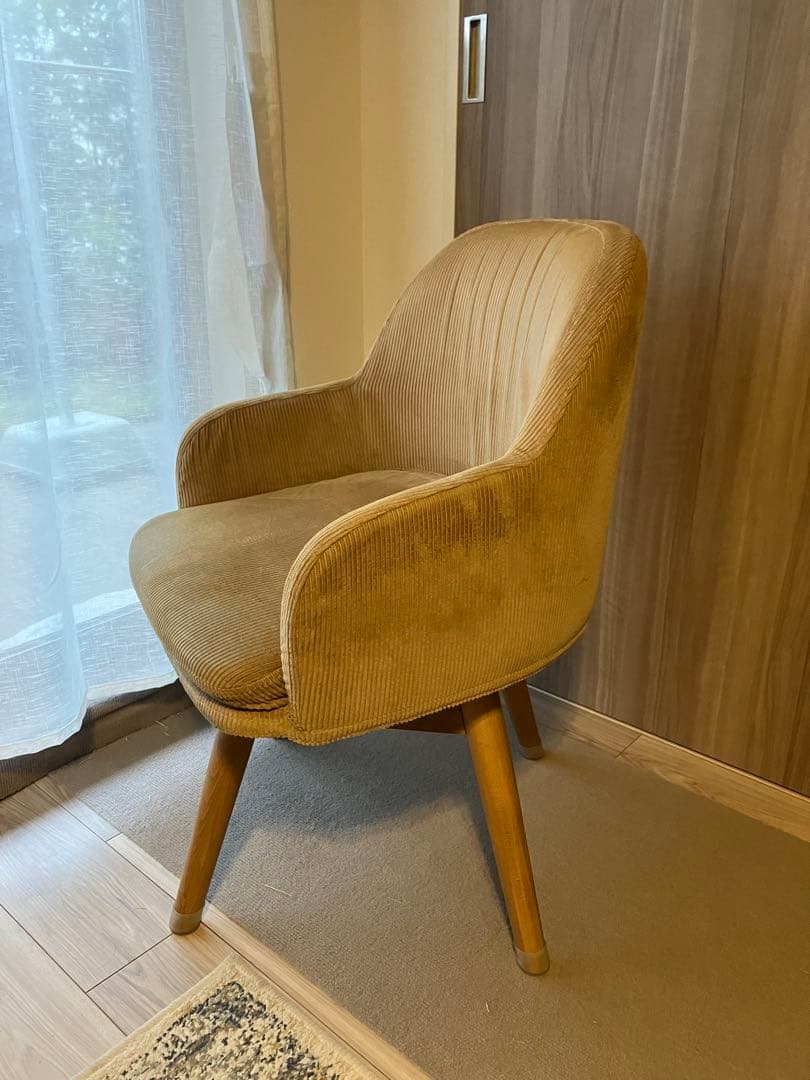 unico PIIVO（ピーヴォ）ベージュ コーデュロイ アームチェア