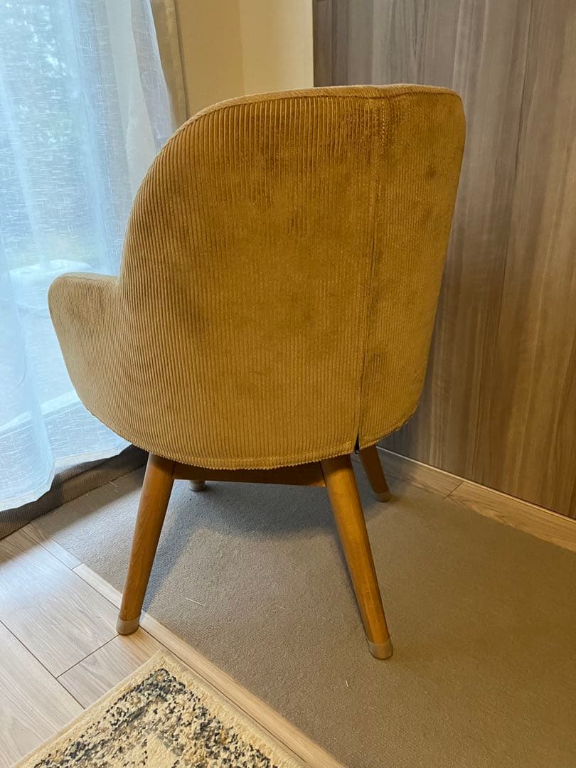 unico PIIVO（ピーヴォ）ベージュ コーデュロイ アームチェア