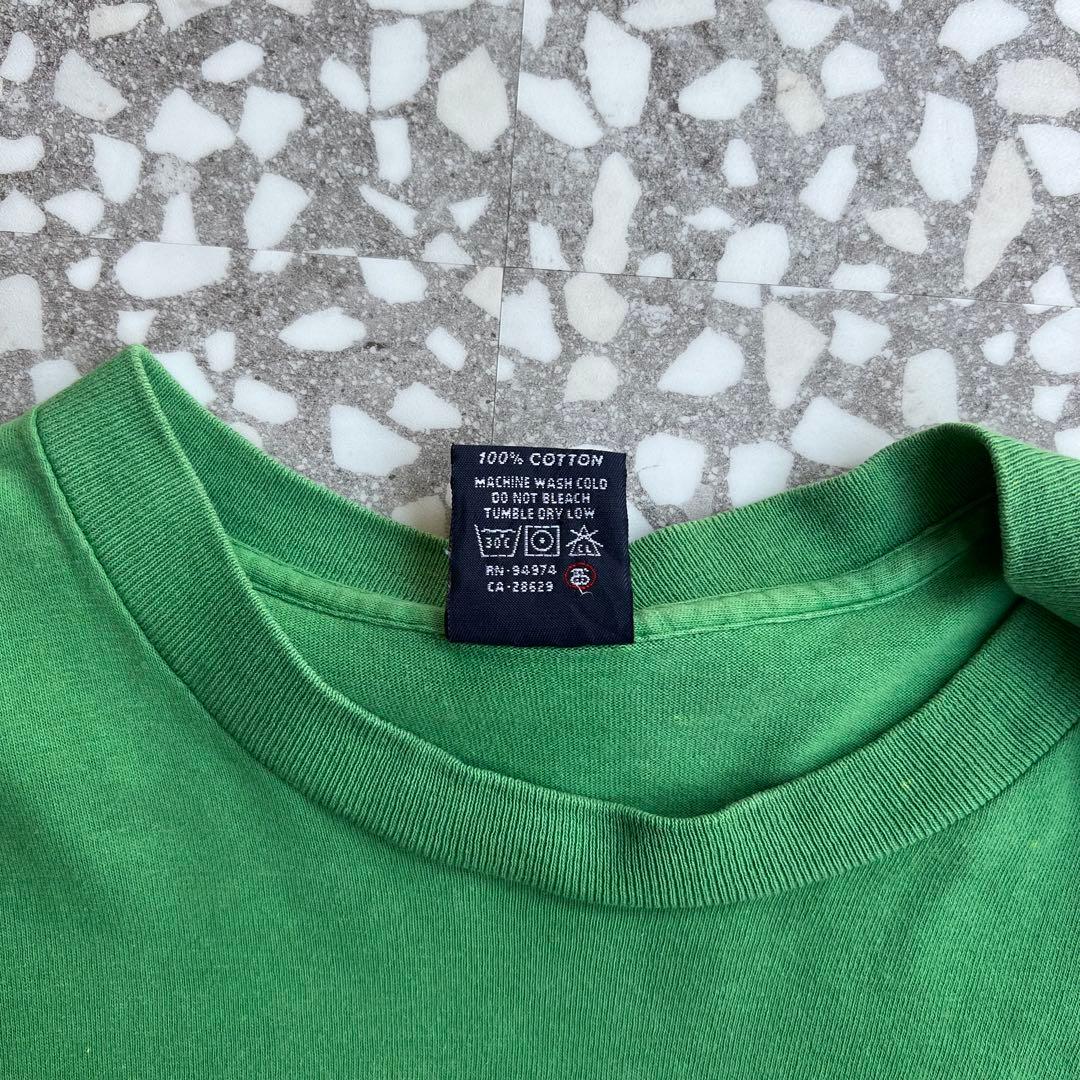 【90年代アメリカ製、ペイントデザイン】stussyストリートTシャツ古着緑M