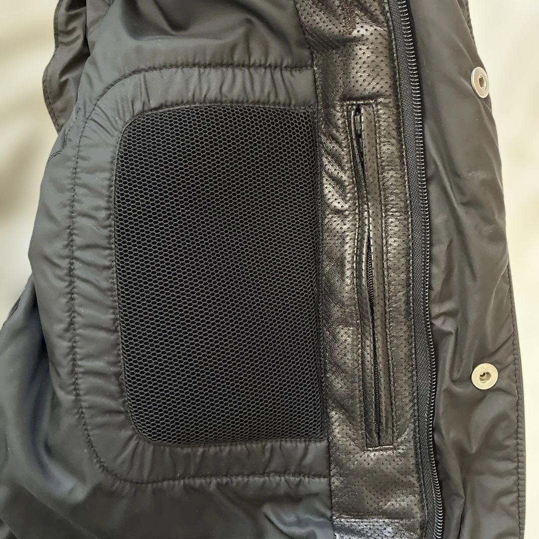 Porsche Design P1000 ブラック ダウンベスト