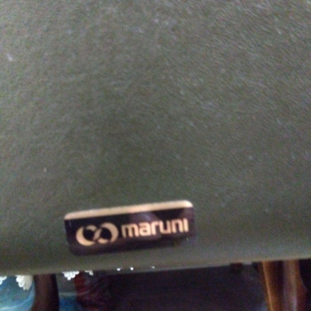 マルニベルサイユシリーズ　鋲打ちダイニングチェア