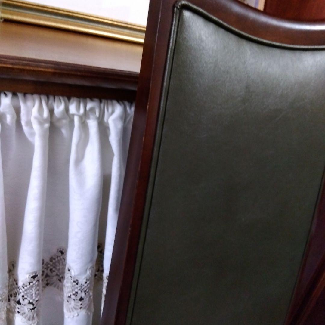 マルニベルサイユシリーズ　鋲打ちダイニングチェア