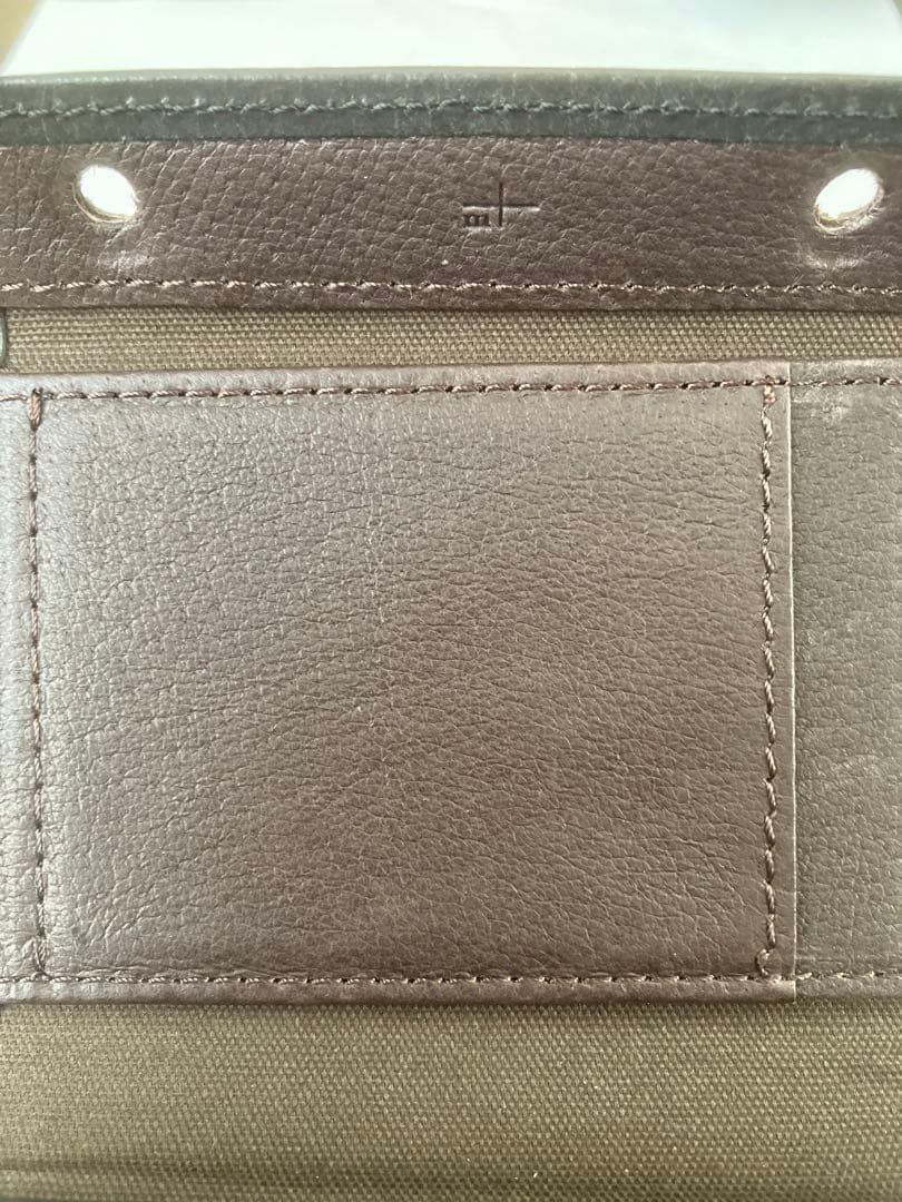 エムピウ　ミッレフォッリエⅡ P25 ブラック