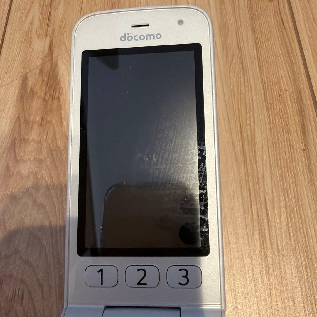 docomo f-01M らくらくフォン