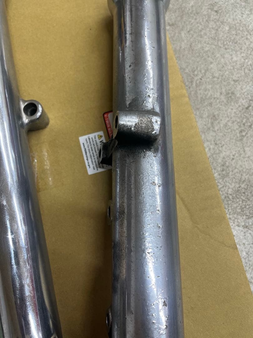 ハーレー　39mmアウターチューブ　クローム