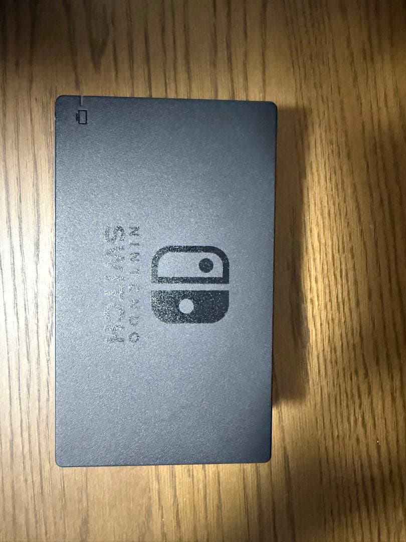 ニンテンドースイッチ　switch 、ホリパッド