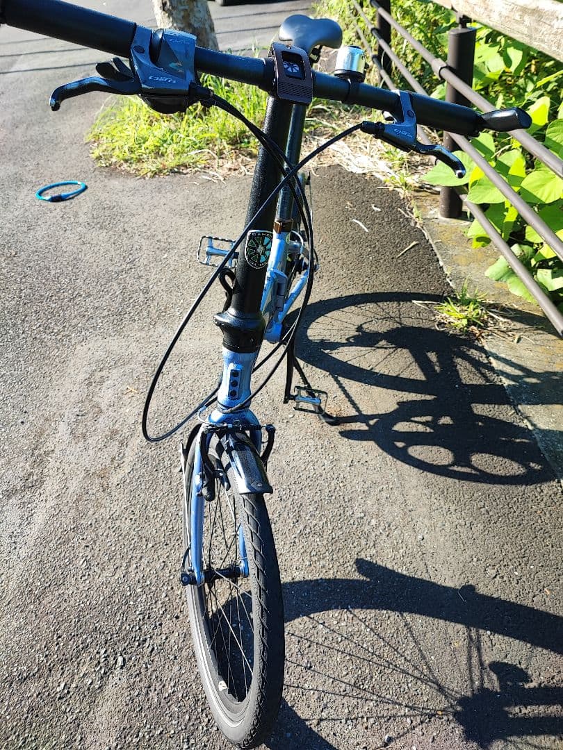 Vitesse D8 Dahon 折りたたみ自転車 20インチ