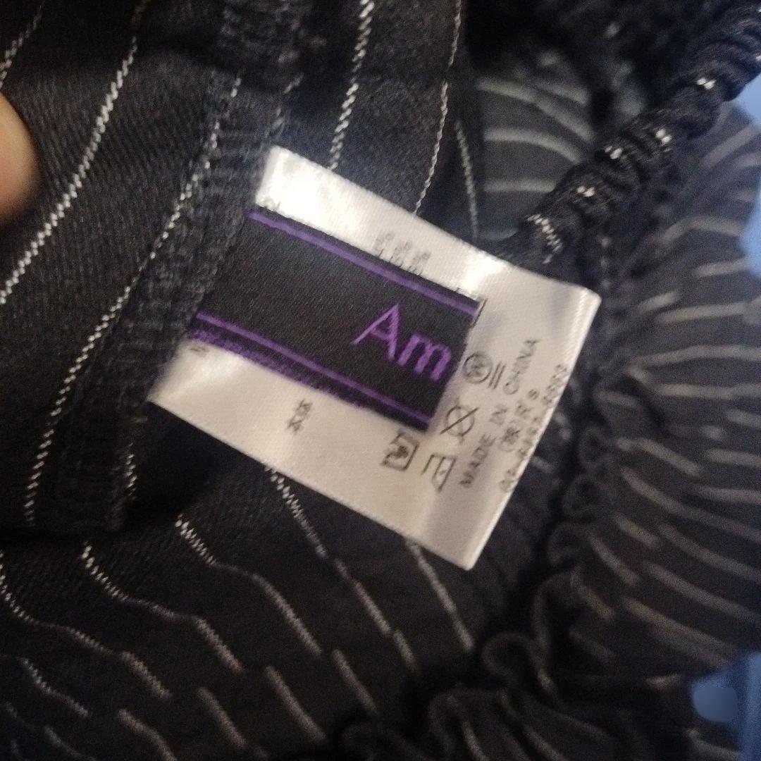 amilige アミリージュ　ハイウエストエンブレムボタン付きフリルパンツ