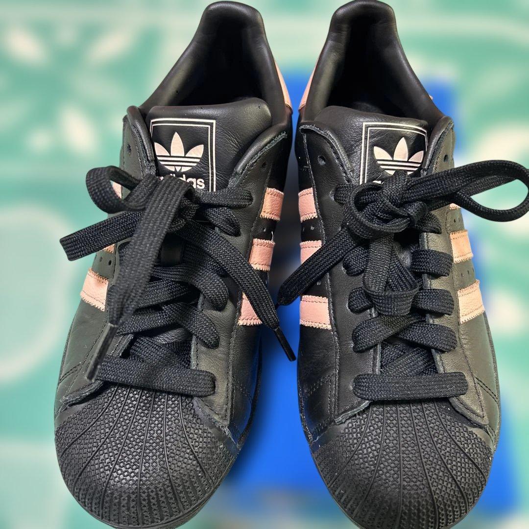 adidas SUPERSTAR ブラック/ピンク[可愛い美品]