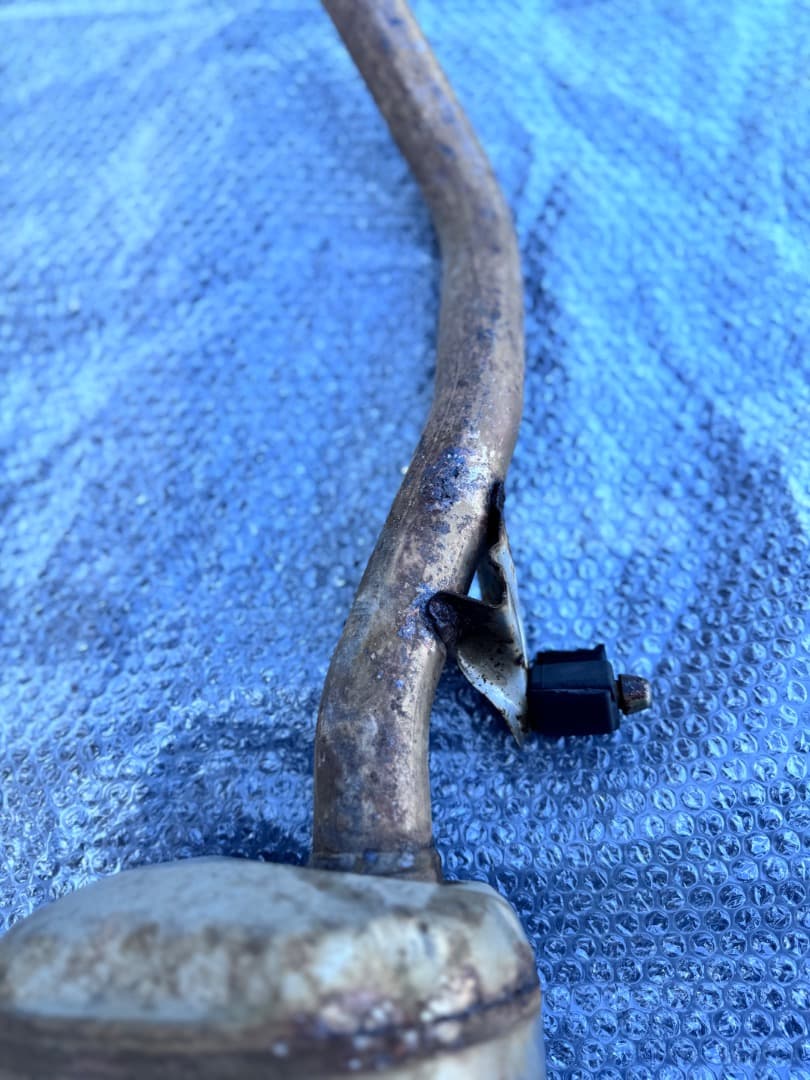 プリウス30Gs純正サイレンサー