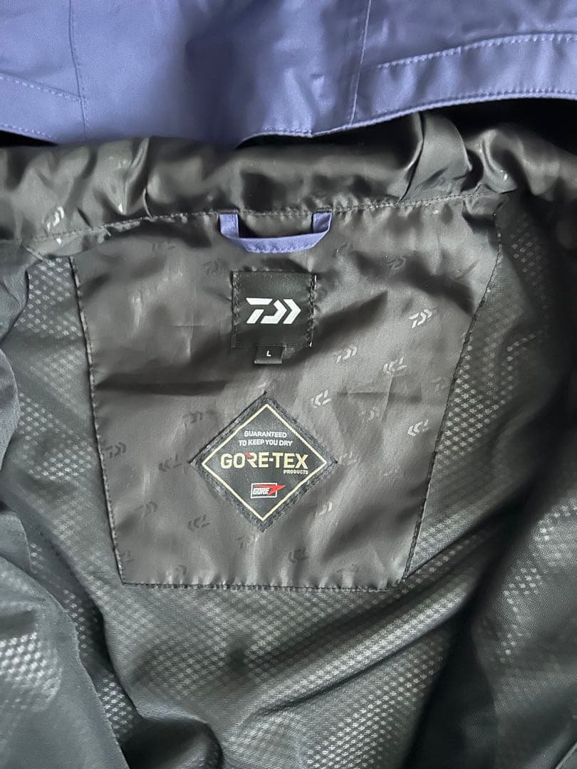 Daiwa GORE-TEX レインウェア2025年モデルLサイズ