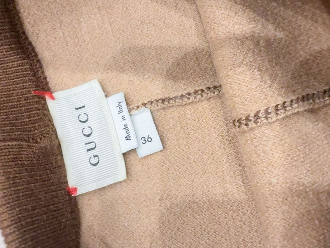 GUCCI ロゴ柄 セットアップ 36mベージュ