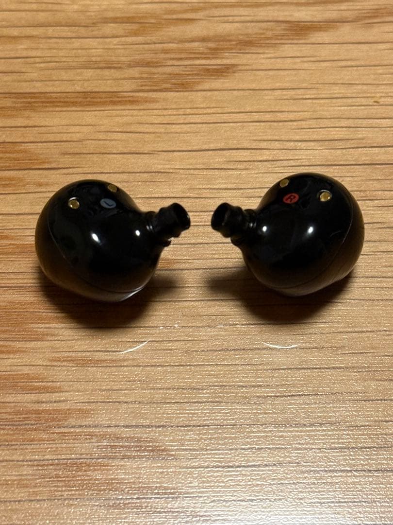 【美品】WF-1000XM5 付属品あり おまけ付き