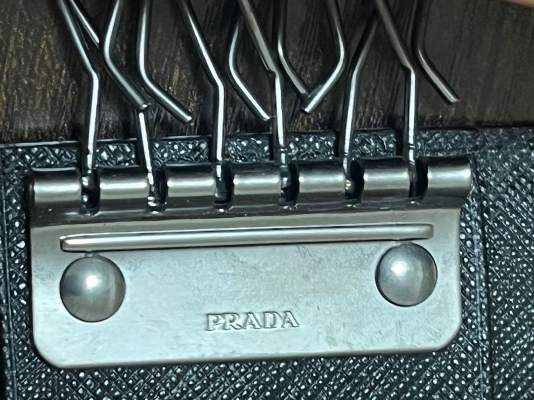 PRADA Saffiano l キーケース ブラック