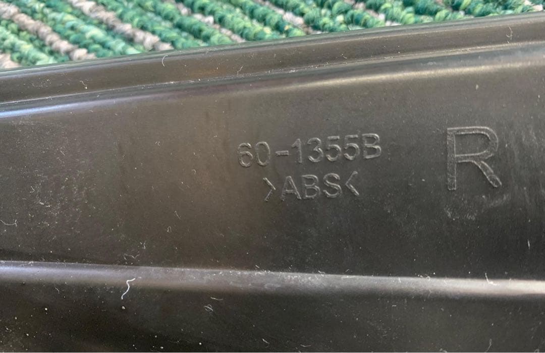 30 プリウス左右テールランプライト ヴァレンティ Valenti