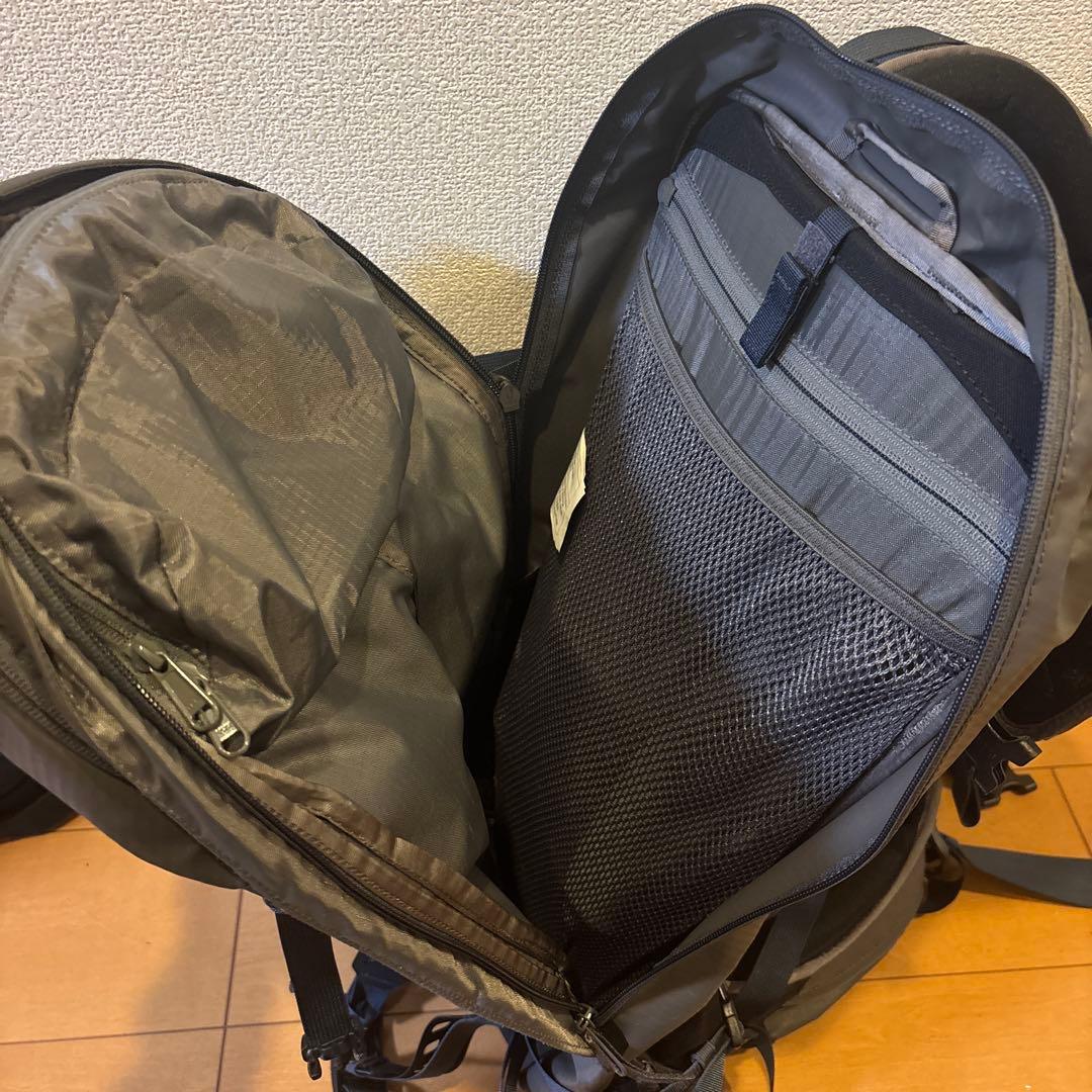 Burton ak バックパック　20L