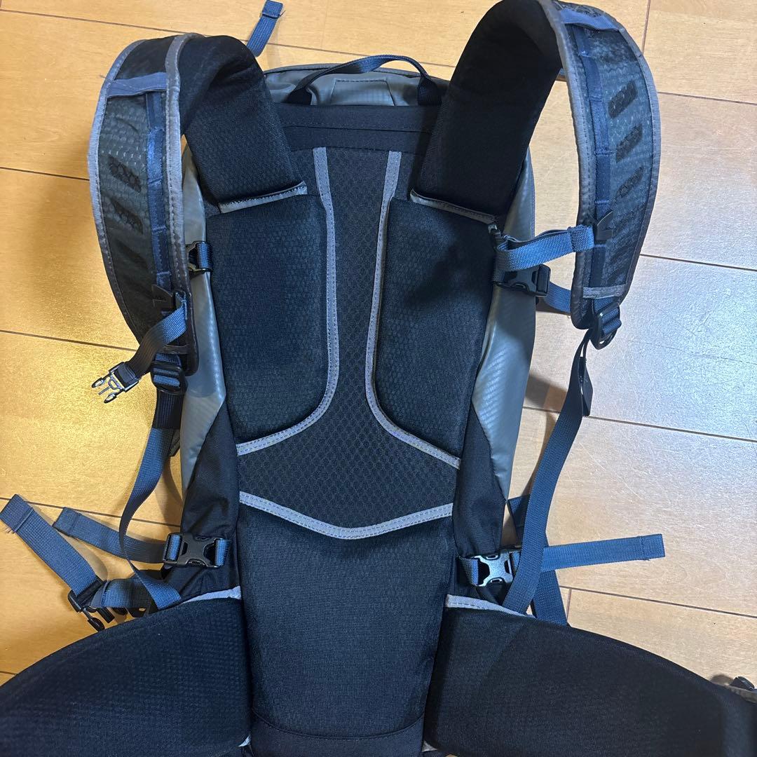 Burton ak バックパック　20L