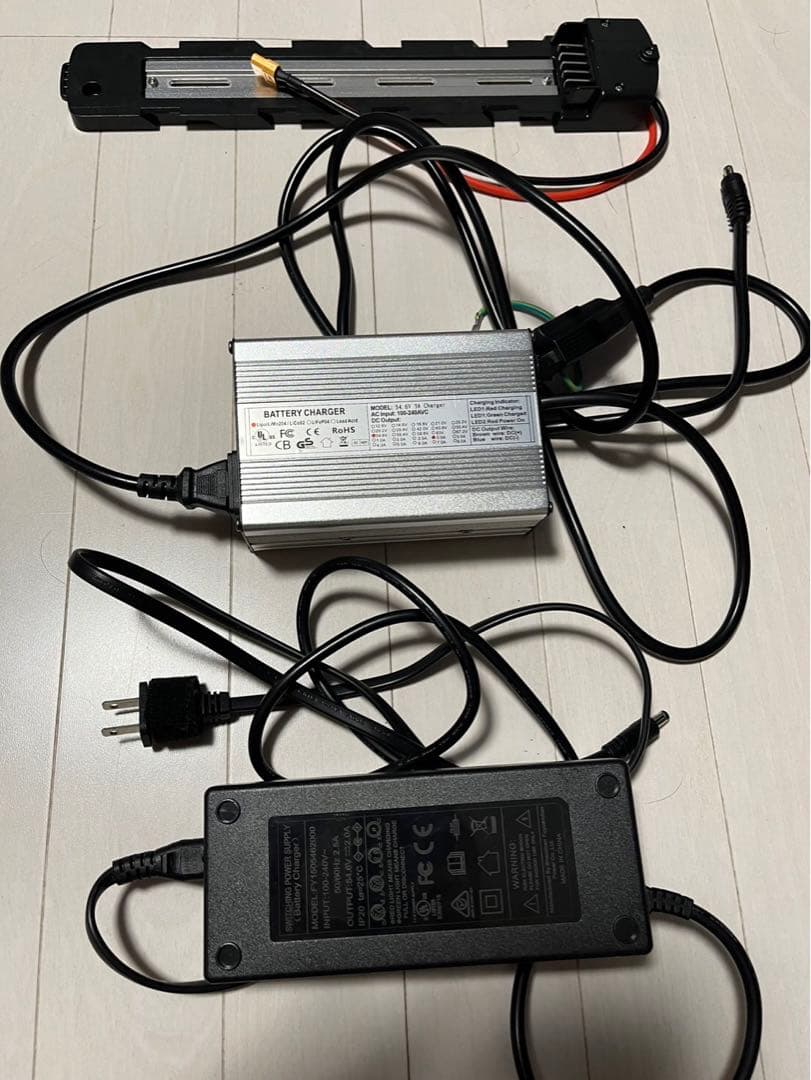 ハイスペ/両輪エンジン1000w×2/バッテリースペア1個付/Philodo