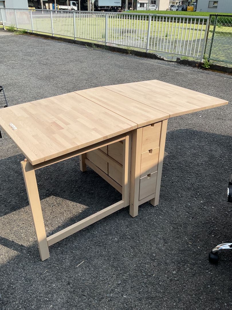 折りたたみ式　木製テーブル 引き出し3つ付き NORDEN ノールデン