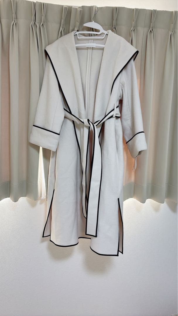 パイピングフードコート　※新品未使用タグ付き