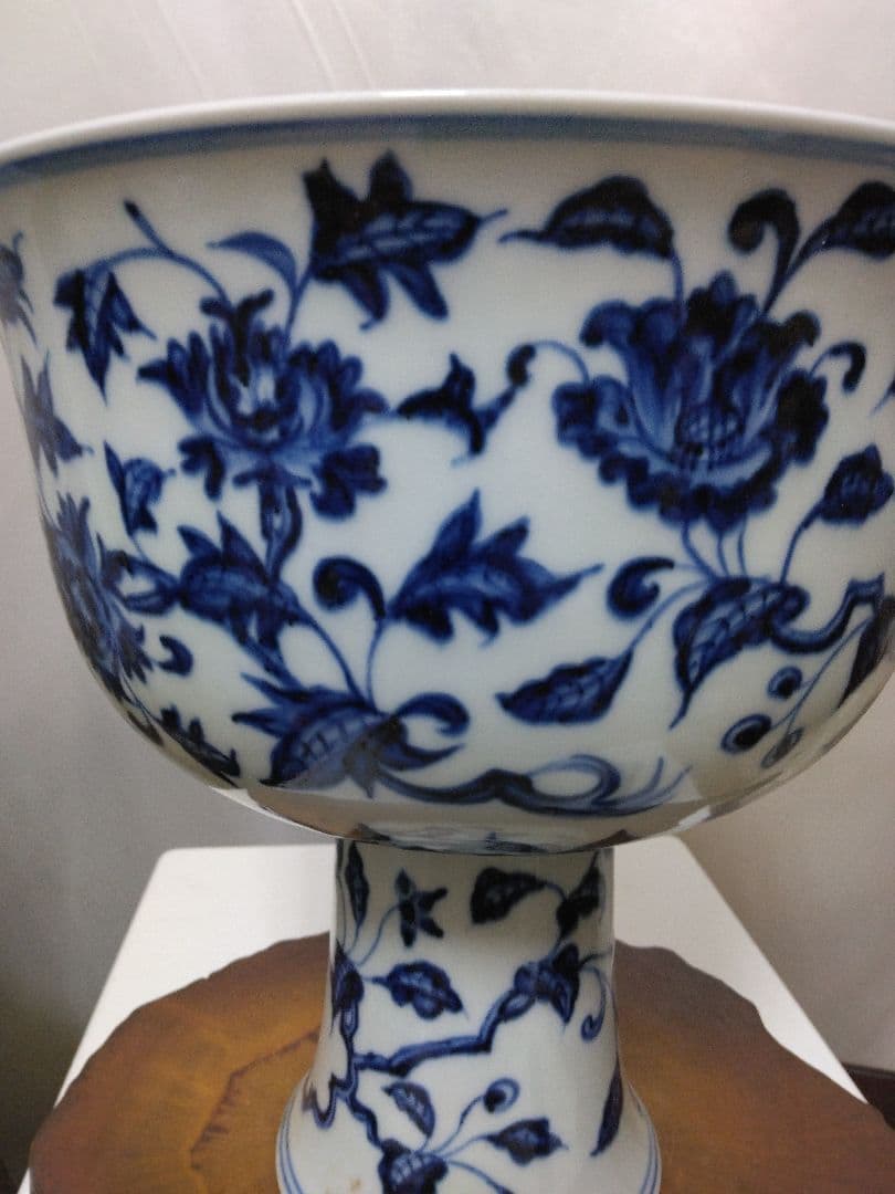 中国美術青花牡丹紋高足碗