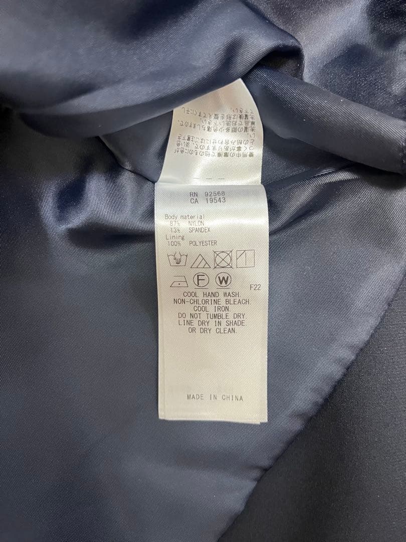 組曲　ストレッチノーカラーコート