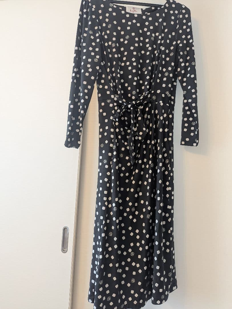 【美品】kay me 黒ドット柄ロングワンピ 11号