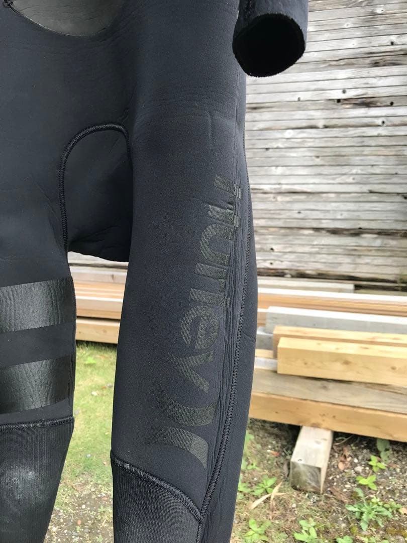 Hurleyハーレー✴︎フード付きセミドライ5-3mm✴︎FUSION✴︎L-XL程度