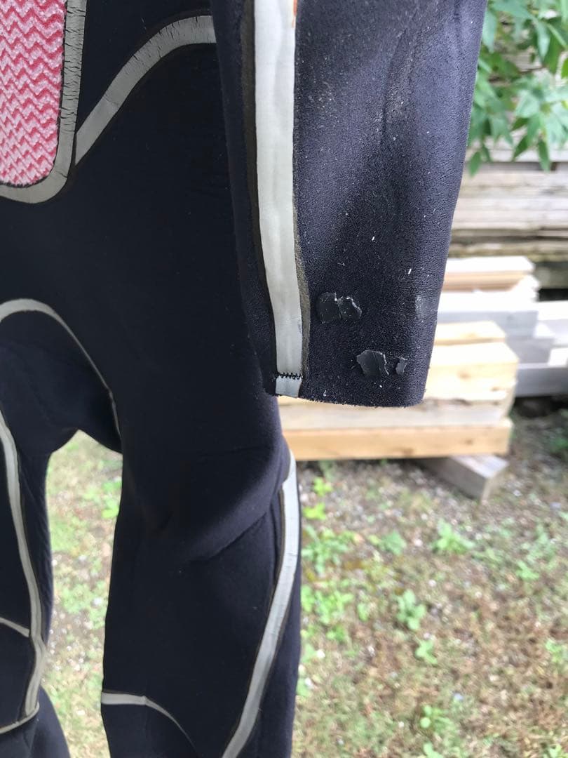 Hurleyハーレー✴︎フード付きセミドライ5-3mm✴︎FUSION✴︎L-XL程度