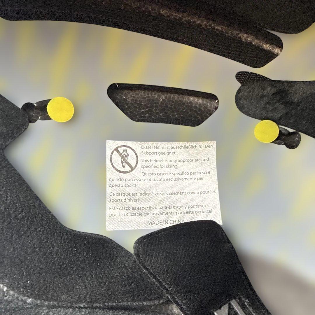 SMITH ブラック ヘルメット 通気口付き　n14