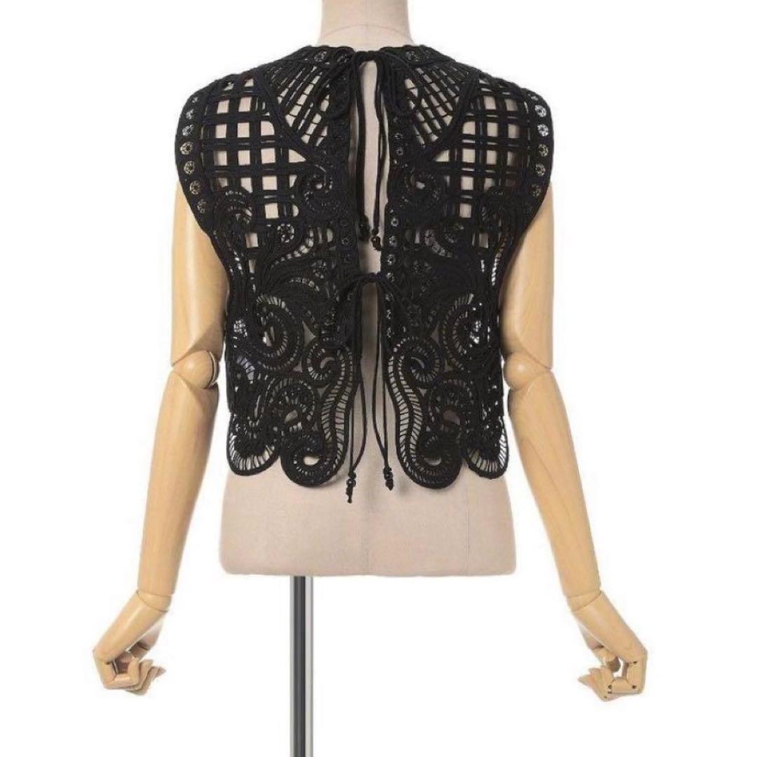 マメクロゴウチ コード刺繍 ベスト ブラック