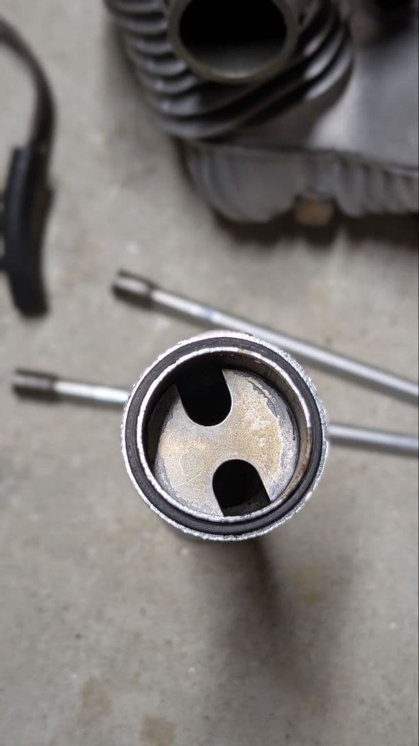 triumph t20 タイガーカブ トライアンフ シリンダーヘッド 欠けあり