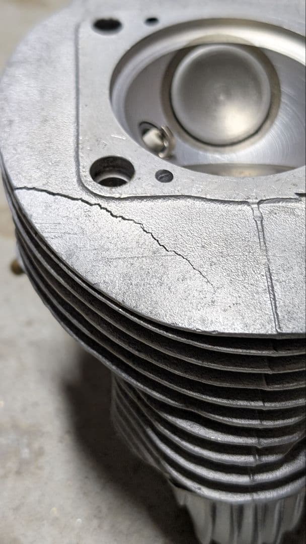 triumph t20 タイガーカブ トライアンフ シリンダーヘッド 欠けあり