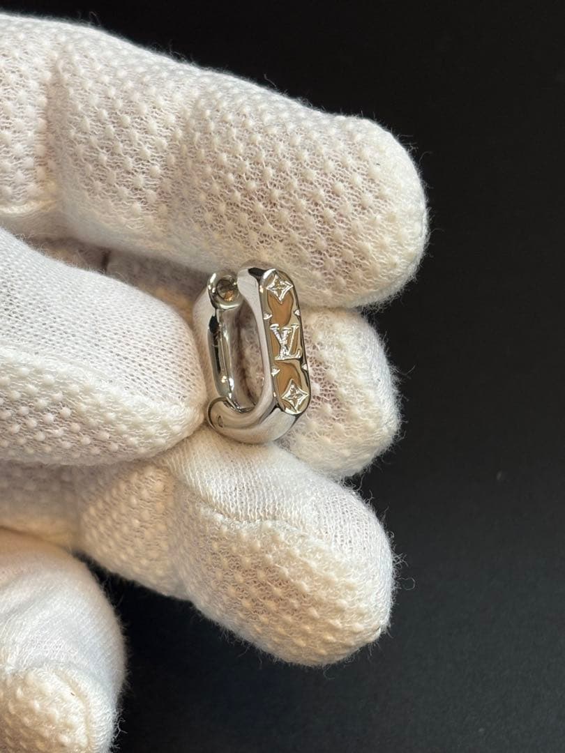 《 新品未使用 》 ルイヴィトン フープピアス モノグラム片耳