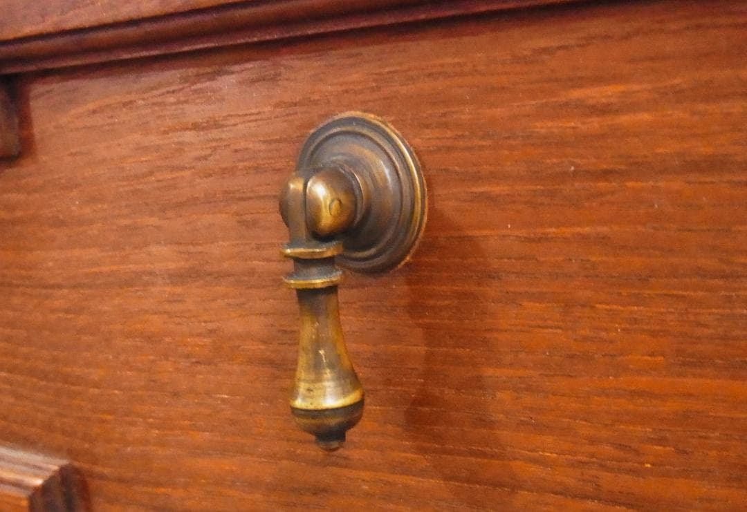 英国 アンティーク 家具 ライティングビューロー 鍵付き　真鍮金具