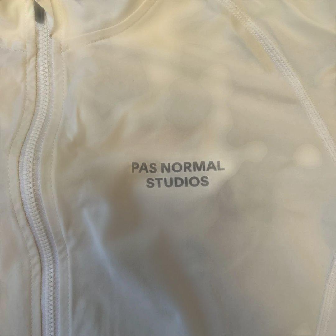 PAS NORMAL STUDIOS サイクルジャージ