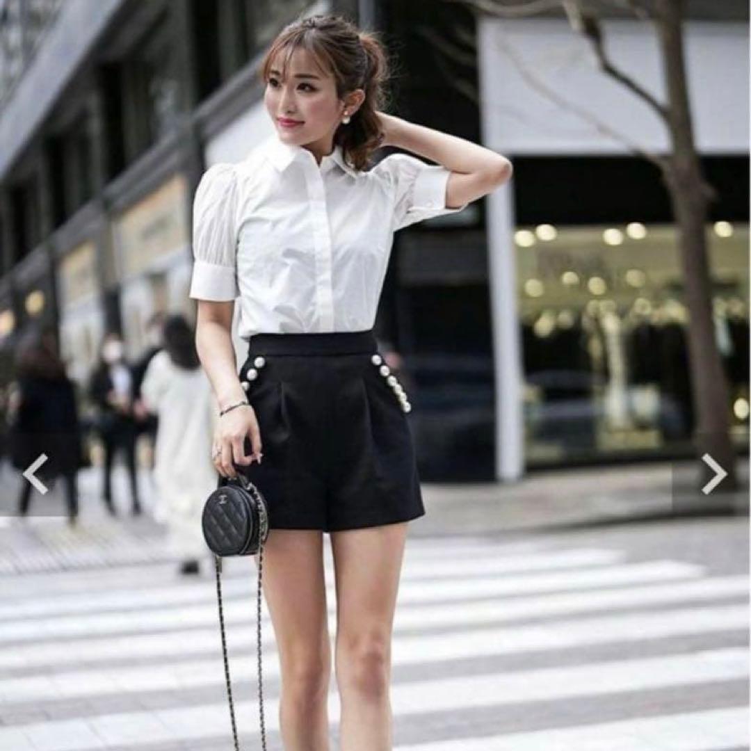 sheller パール付きショートパンツ