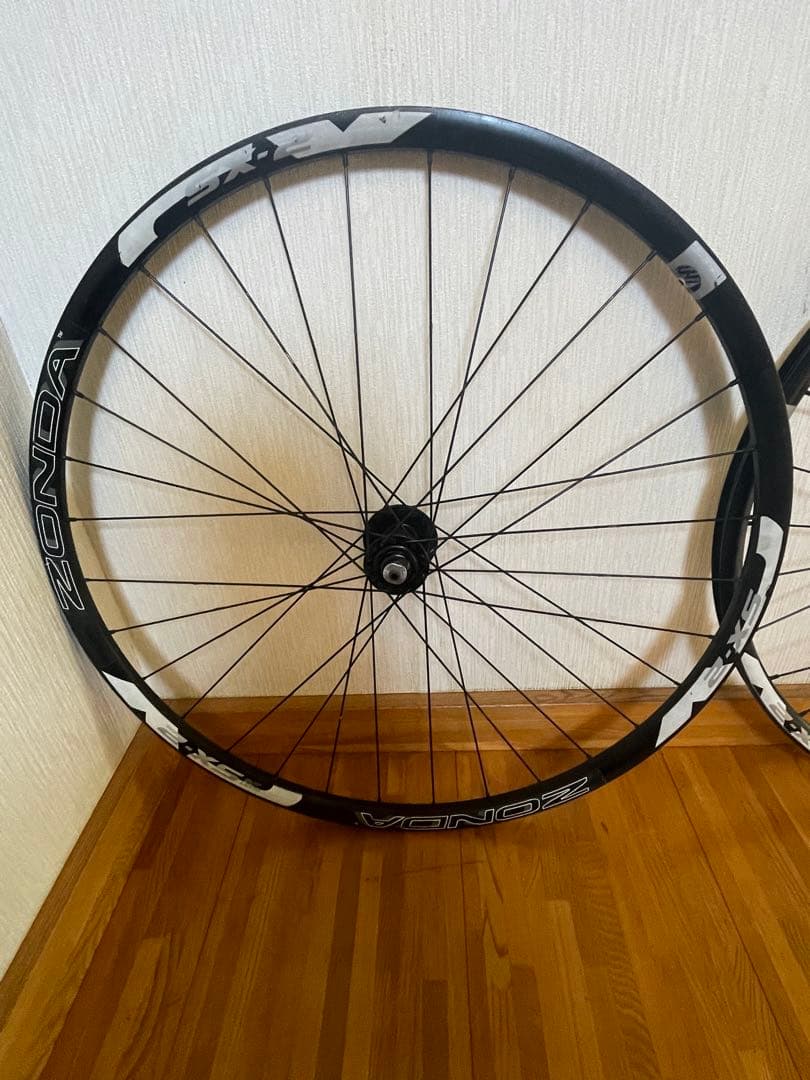 Campagnolo ZONDA DB（ゾンダ ディスクブレーキ用）前後