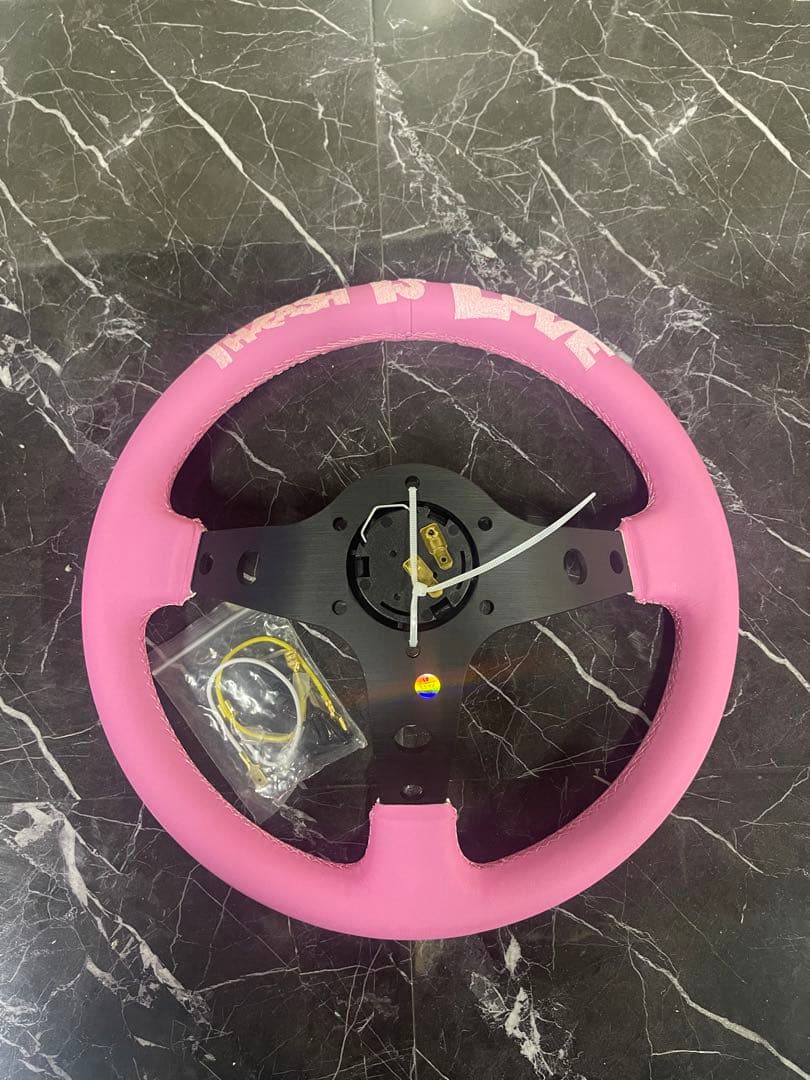スラッシュレーシング　ステアリング　ハンドル　レザー　ピンク