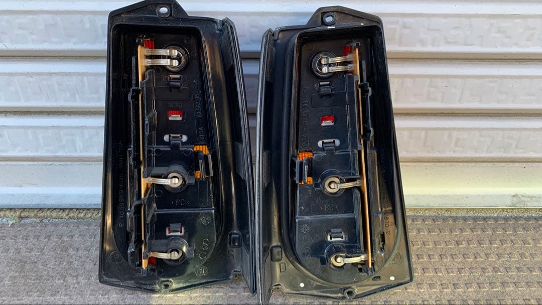 ■ フィアット パンダ FIAT PANDA 141 純正リアウインカー ■