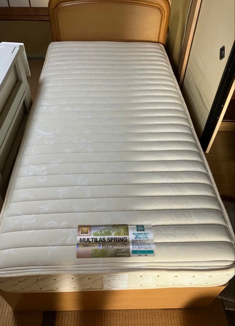 【引き取り限定大特価！使用期間1年程度！】フランスベッドマットレスシングル