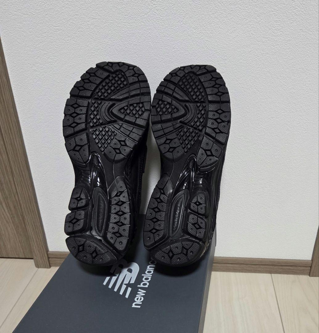 【海外限定モデル】New Balance 1906L Triple Black