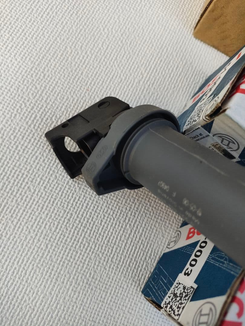 BOSCH  イグニッションコイル 0221504471（純正 OEM品）