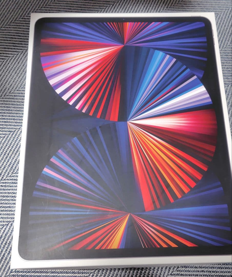 iPad Pro 12.9インチ 128GB 第5世代＋保護フィルム+ケース