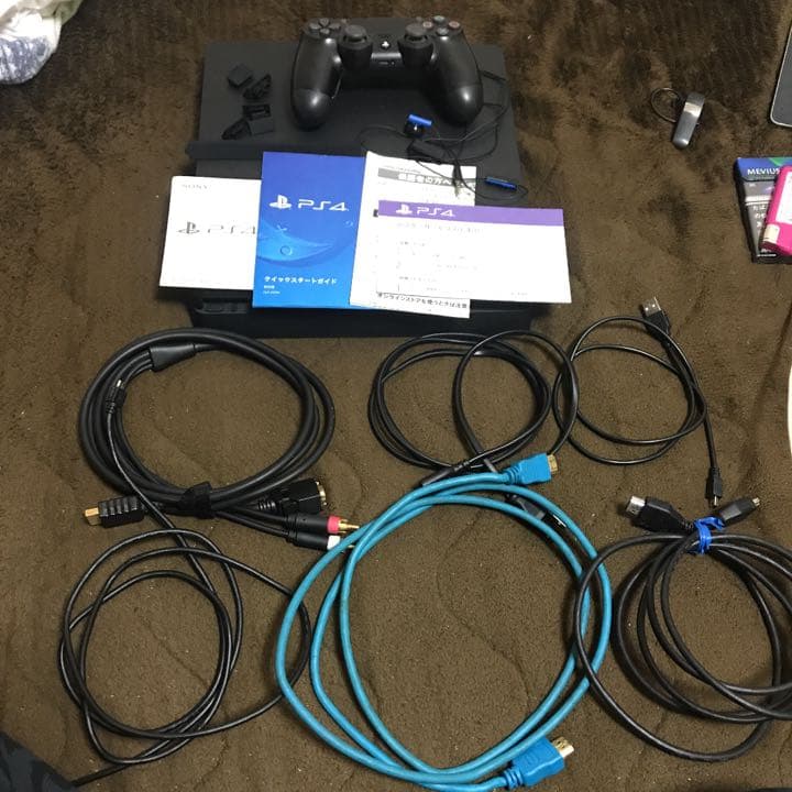 ゲーム機本体（プレステ4）配線コード、リモコン