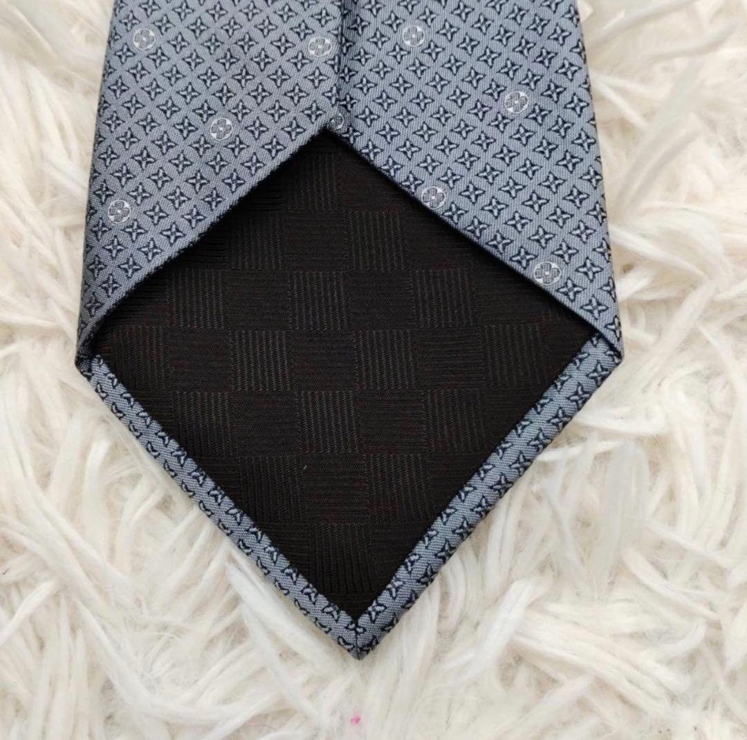 ルイヴィトン 高級シルクネクタイ 総柄 グレー