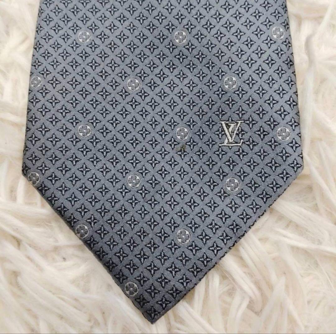 ルイヴィトン 高級シルクネクタイ 総柄 グレー