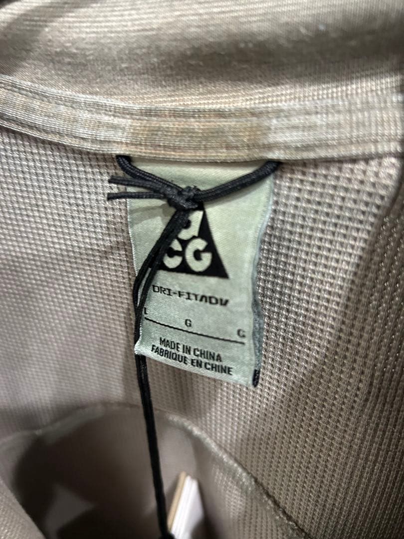 NIKE ACG サーマル ワッフル ハーフジップ